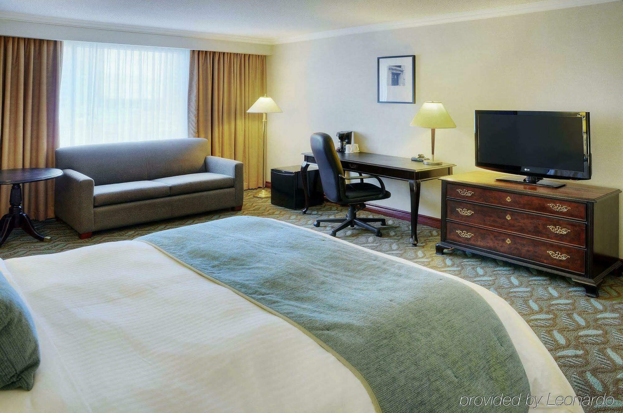 Delta Hotels By Marriott London Armouries Bilik gambar