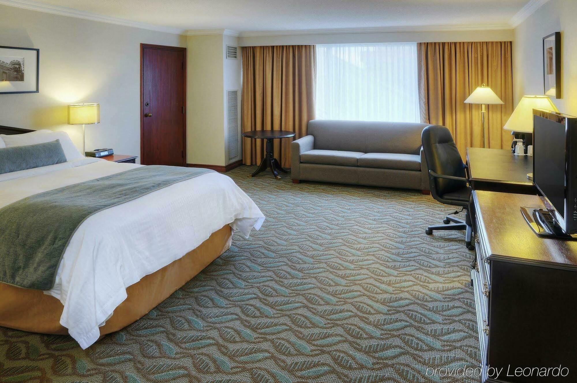 Delta Hotels By Marriott London Armouries Bilik gambar